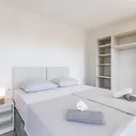 Villa Bonce - Five Bedroom With Private Swimming Pool *